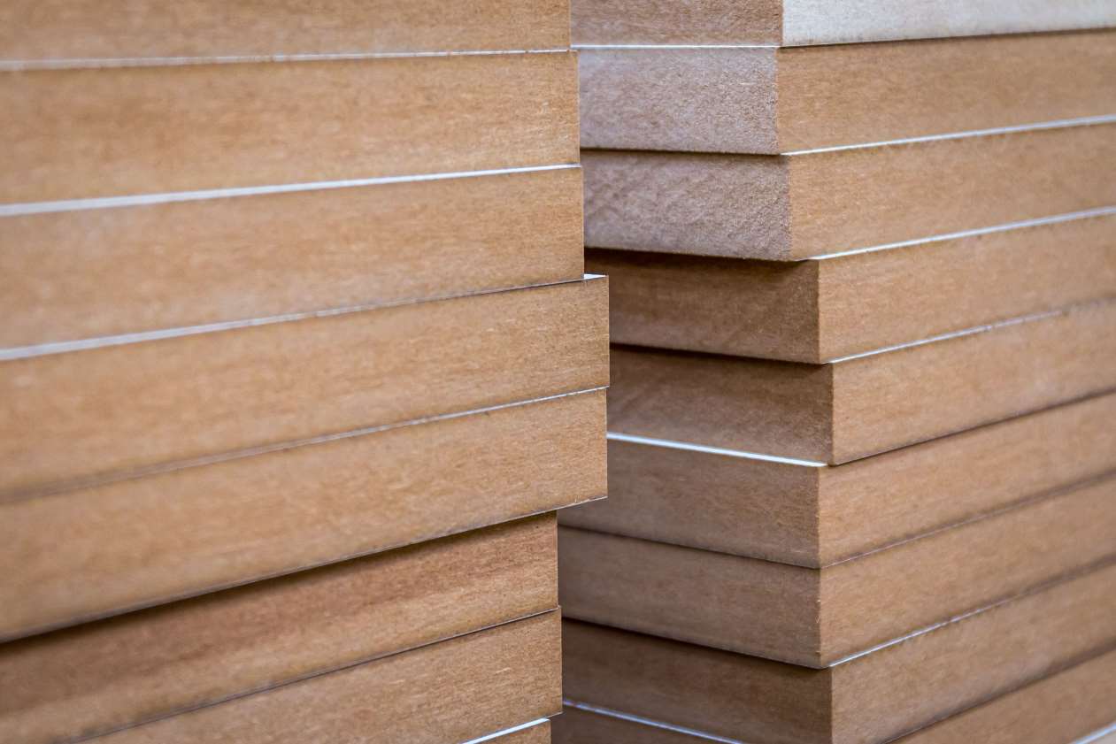 jules-dock-shaping_cnc_frezen_mdf