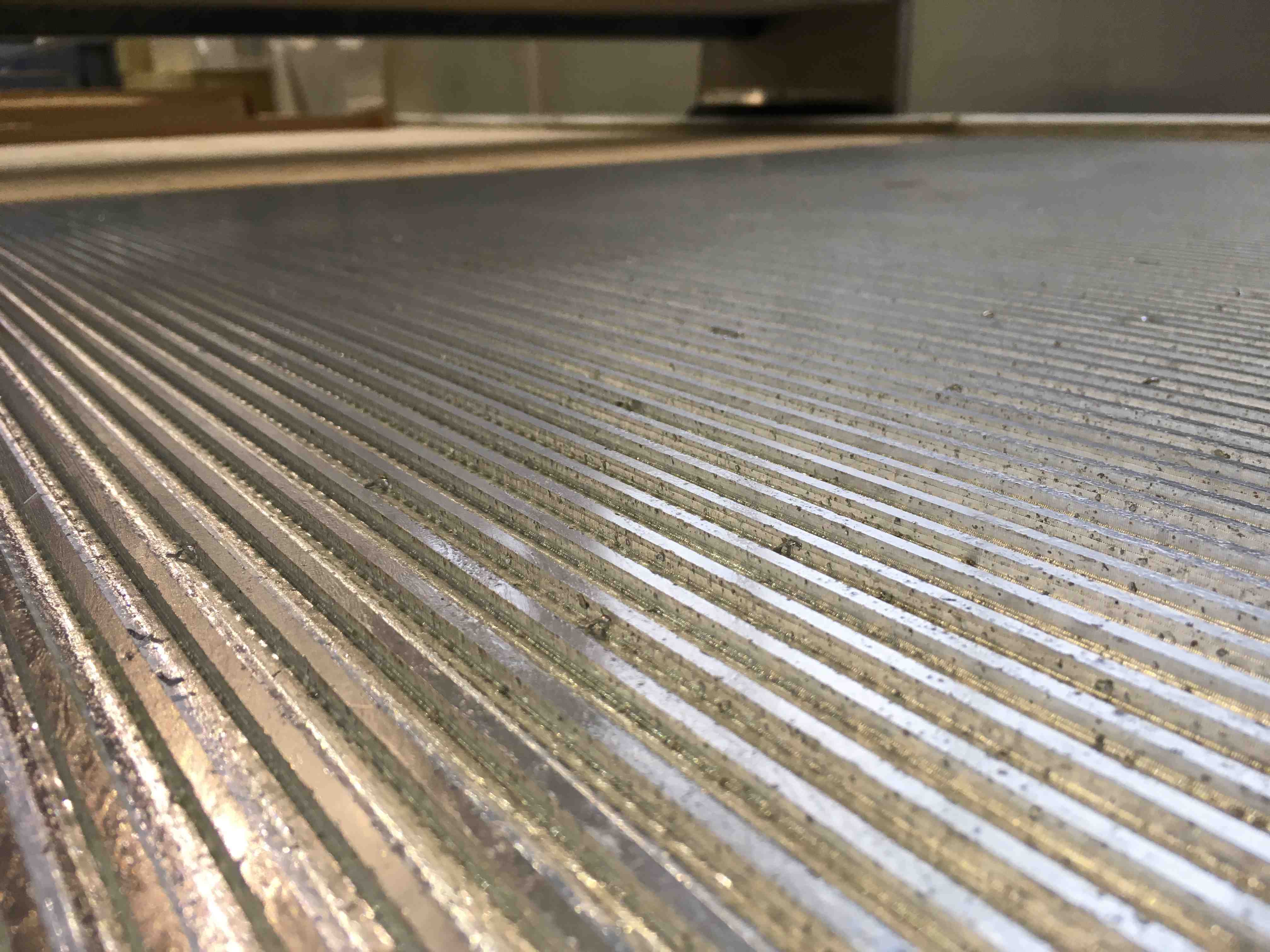 jules-dock-shaping_cnc_frezen_aluminium_antislipplaat