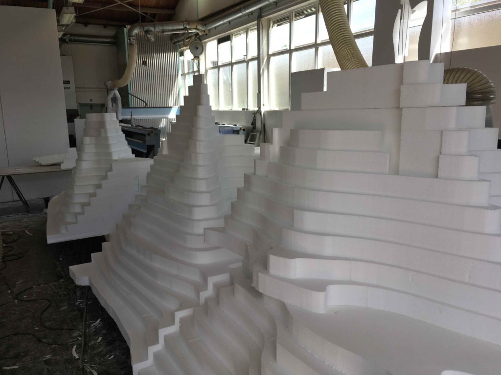 jules-dock-shaping_cnc_frezen_eps_berglandschap_modeshow_parijs